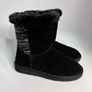Lamo suede boots black size 9